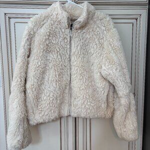 White Fuzzy Patagonia Jacket
